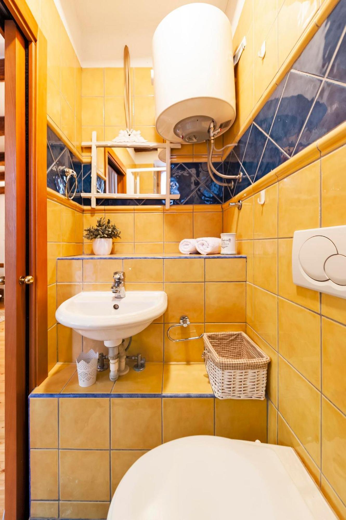 Apartment Jolli Ровин Екстериор снимка